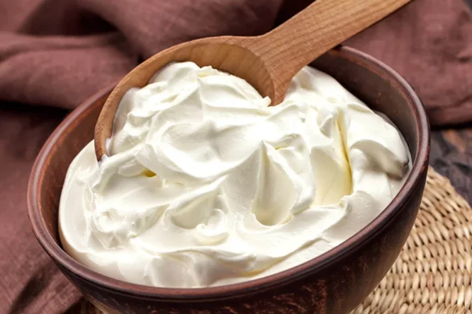 Rustic sour cream