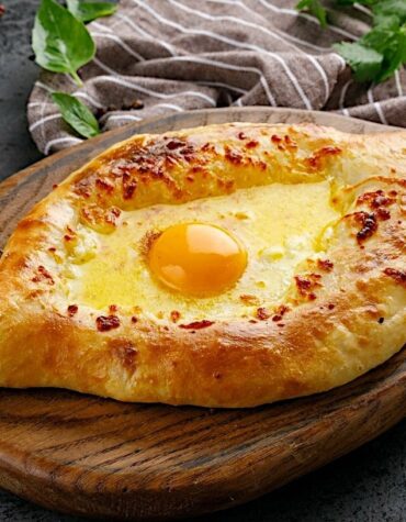 Khachapuri